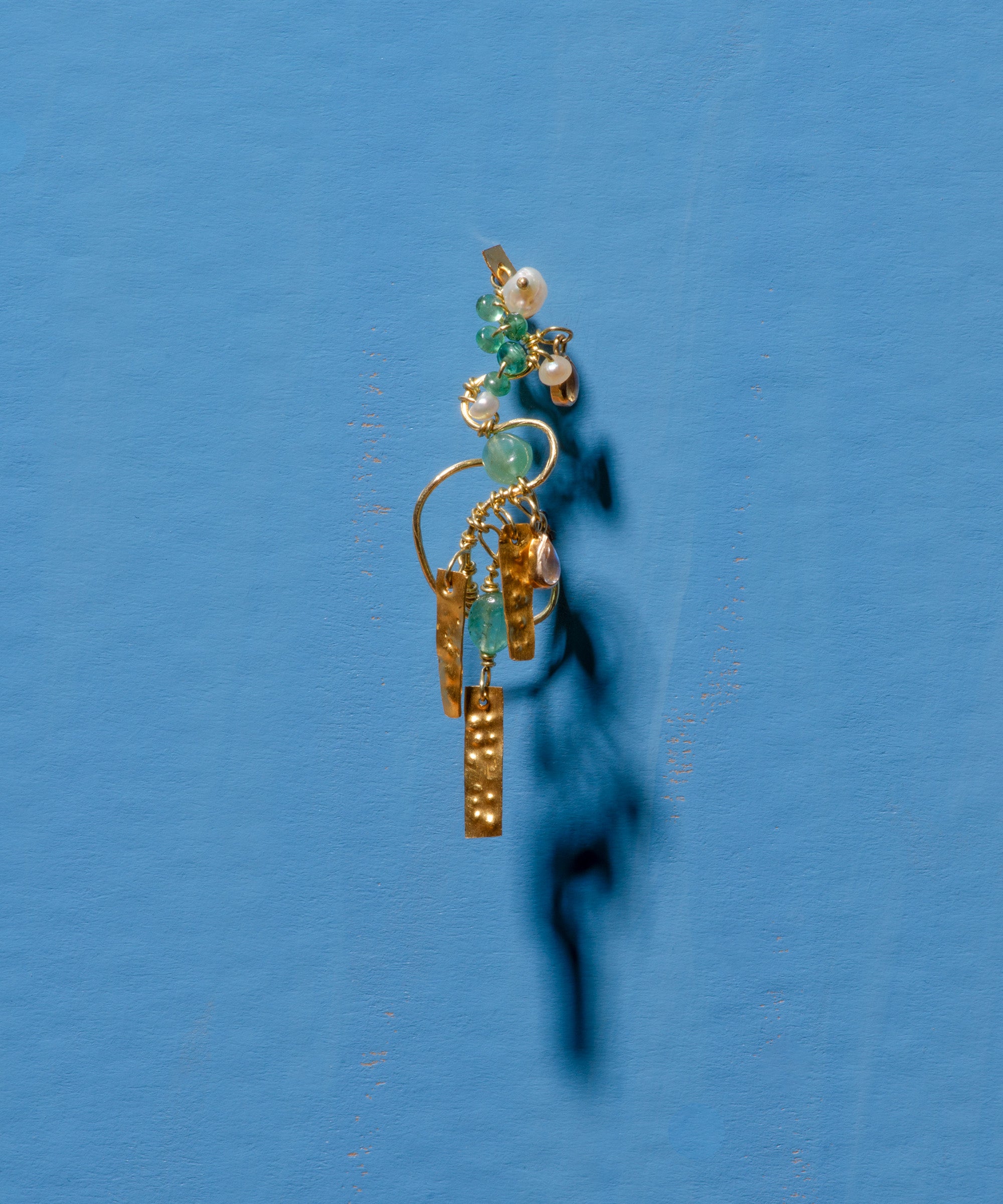 BIG DAPHNE EMERALDS EARRING