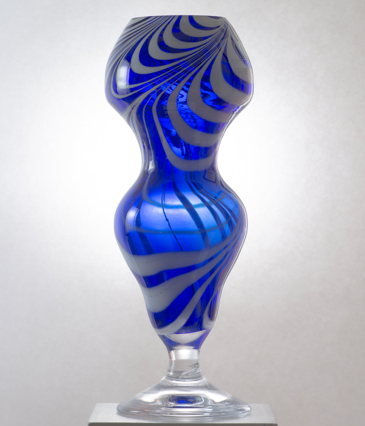 XANADU VASE NO. 7