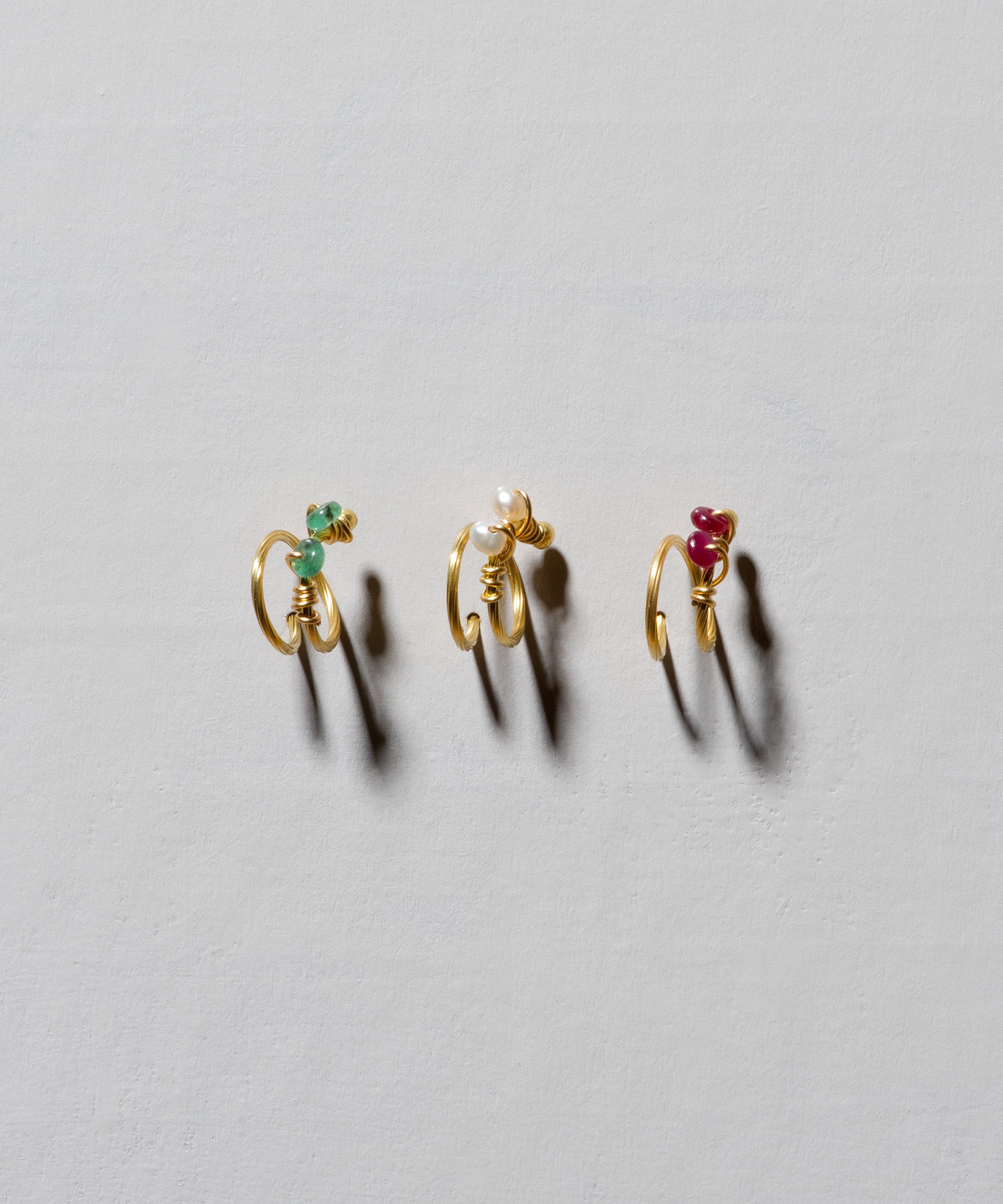 SMALL ECHO EARRING